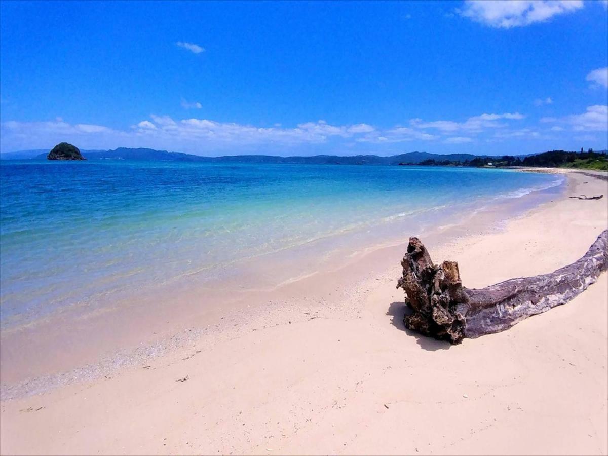 คะริยุชิ คอนโดมีเนียม รีสอร์ต นะโงะ อาร์บี วิลลา นาคิจิน ภายนอก รูปภาพ